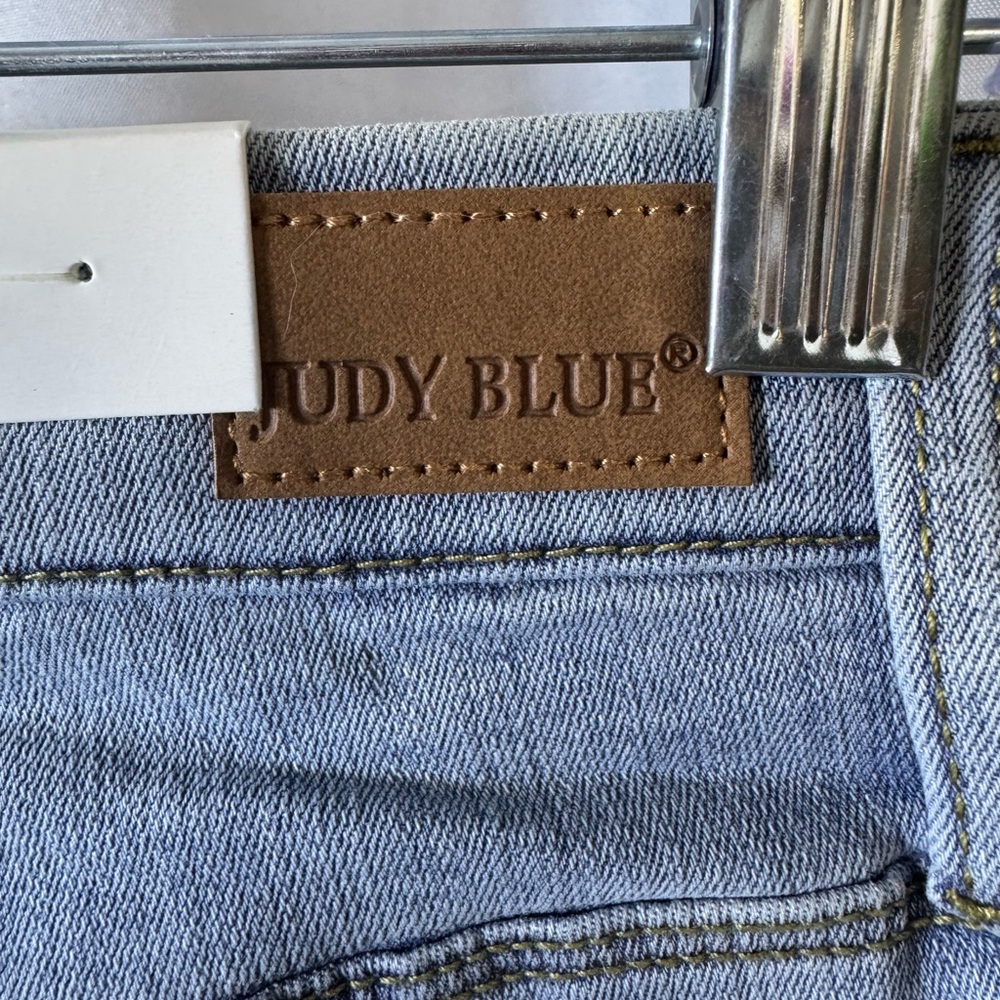 Judy Blue Mid Rise 9.5” Pull On Skinny Jeggings Light Wash Inseam 28” size 9/29 - Picture 12 of 16